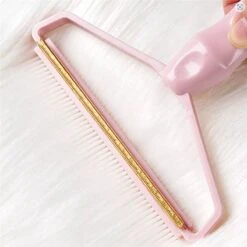 PRO-Deals | Dierenhaar Verwijderen - Haar Verwijderen - Type 2 - Kleur Roze - Kattenharen - Vachtverzorging - Hondenharen - Pluizenverwijderaar - Haaruitval - Kledingreiniger -Huisdier Benodigdheden 1200x1198 2