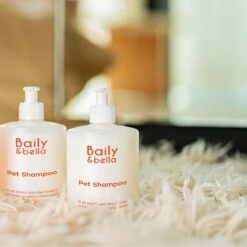 Baily & Bella | Hondenshampoo | Gevoelige Huid | Organisch En Biologisch | Witte Wacht En Puppy | 500ml 9 Baily & Bella | Hondenshampoo | Gevoelige Huid | Organisch En Biologisch | Witte Wacht En Puppy | 500ml -Huisdier Benodigdheden 1200x1200 15