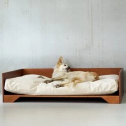 STUDIO ANIMAUX Hondenmand Met Katoenen Kussen (maat L) | 119 X 76,5 Cm | Hondenbed | Hondensofa | Hondenbank | Hout | Bruin -Huisdier Benodigdheden 1200x1200 739