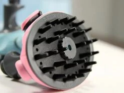 WVspecials Huisdieren Douche - Douche Voor Honden - Honden Douche - Inclusief Slang - Inclusief Drie Kraanadapters - Geschikt Voor Binnen En Buiten - Hondendouche - Hondenbad - Hondenborstel - Hondenkam - Hondenwassen - Hondenzwembad - Tuinslang -Huisdier Benodigdheden 1200x900 1